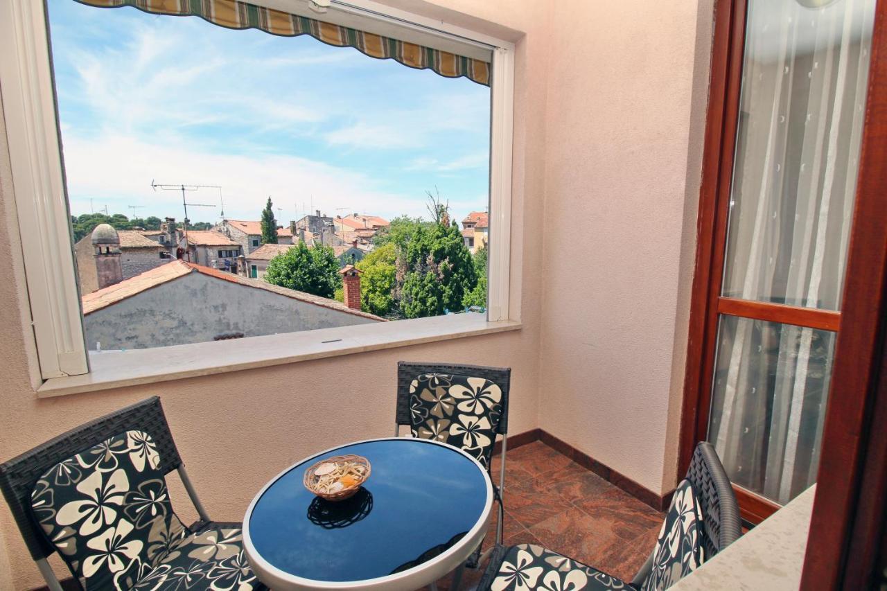 Polo Apartments Ровинь Экстерьер фото