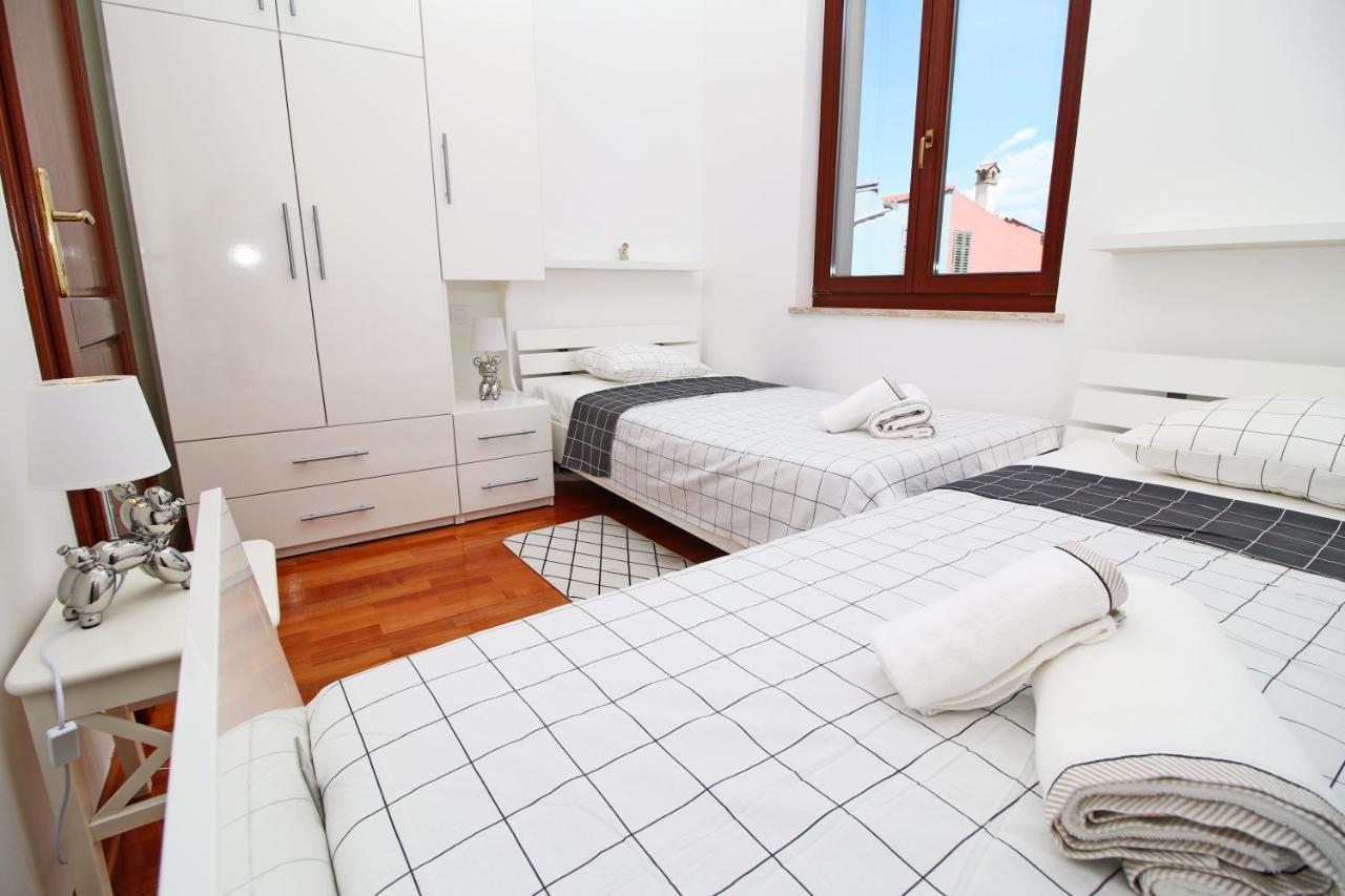 Polo Apartments Ровинь Экстерьер фото
